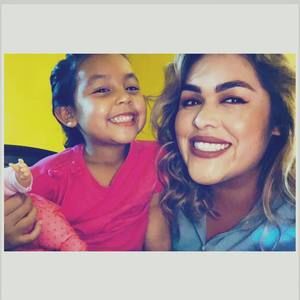 Meet your Posher, Beatriz